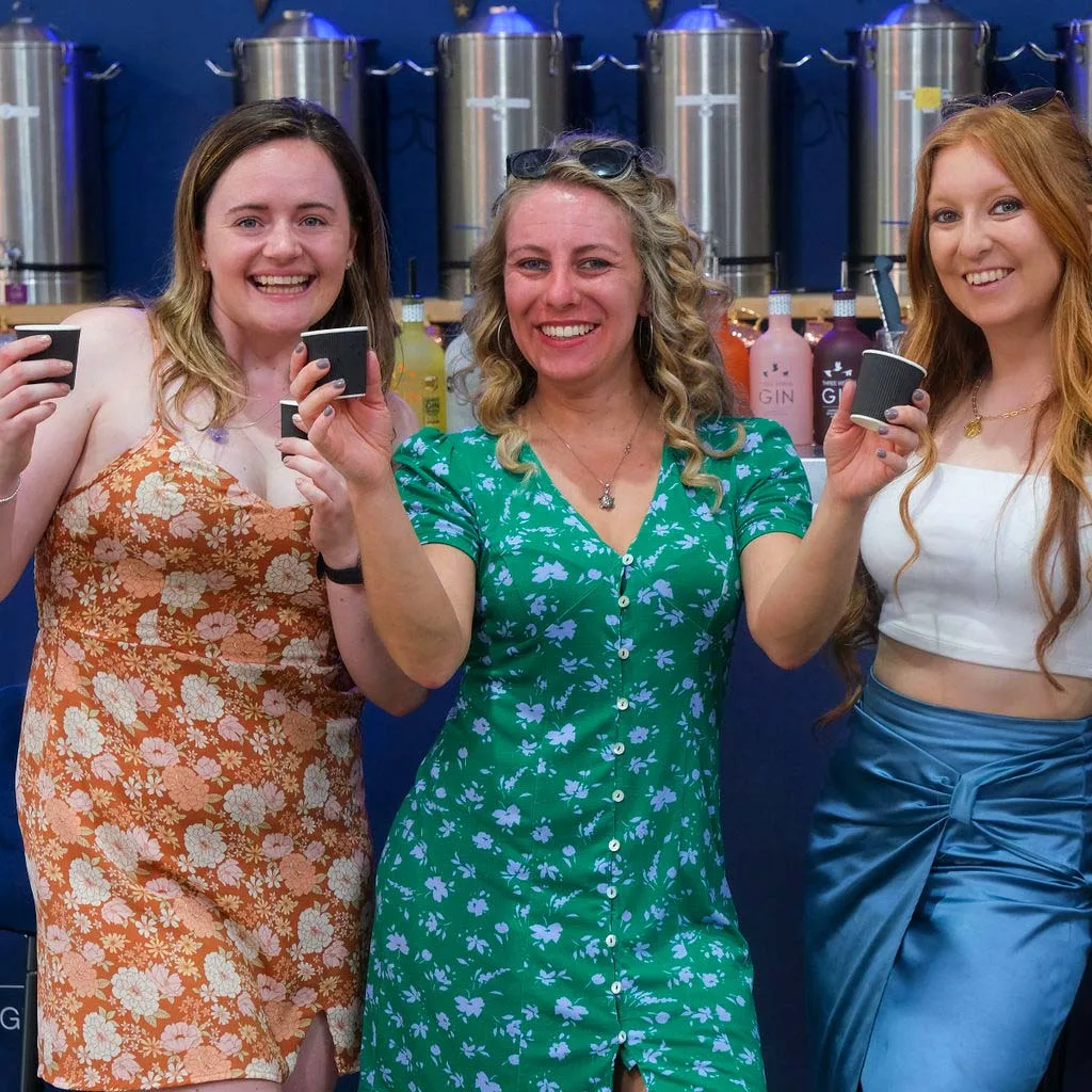 gin distillery tour tasting