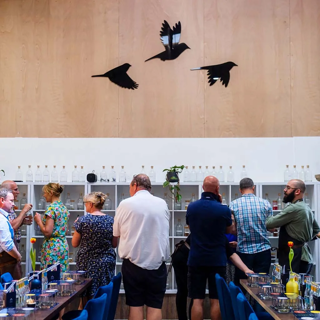 gin distillery tour tasting