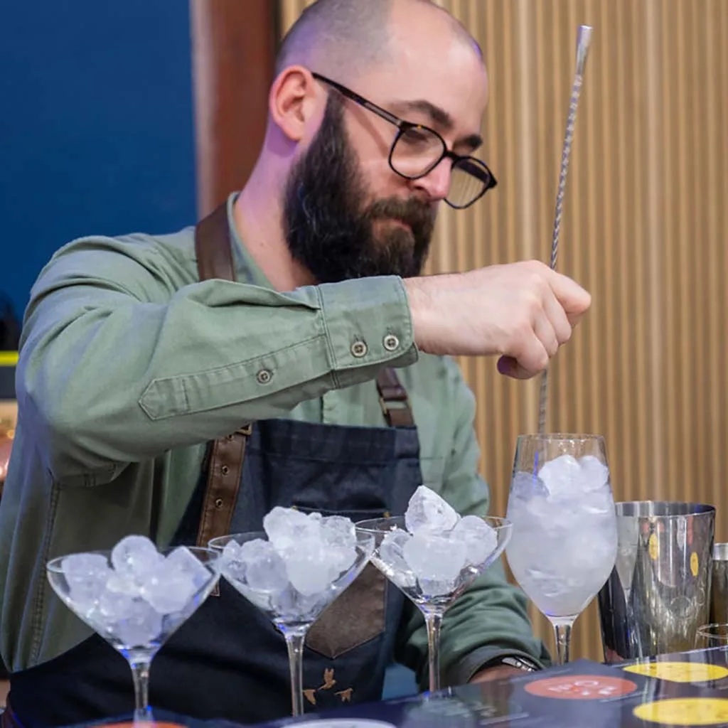 gin distillery tour tasting